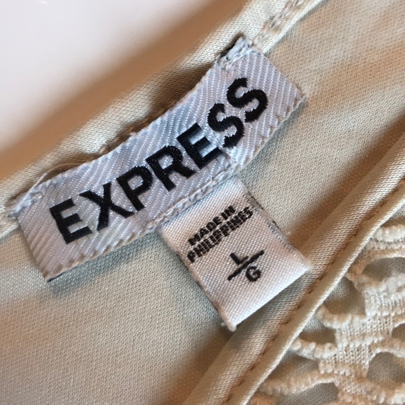 🌸EXPRESS V NECK CREAM LACE CROCHET TOP SIZE LARGE - Picture 13 of 16